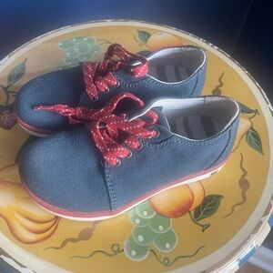 Bogs Kids Navy Canvas dress shoes new! 10 toddler with Red Laces